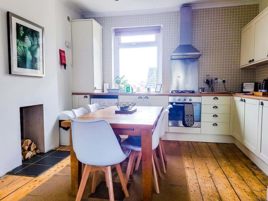 Апартаменты 3 Bed Flat Near To Cardiff And Cardiff Bay Экстерьер фото
