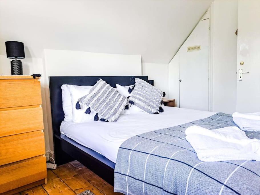 Апартаменты 3 Bed Flat Near To Cardiff And Cardiff Bay Экстерьер фото